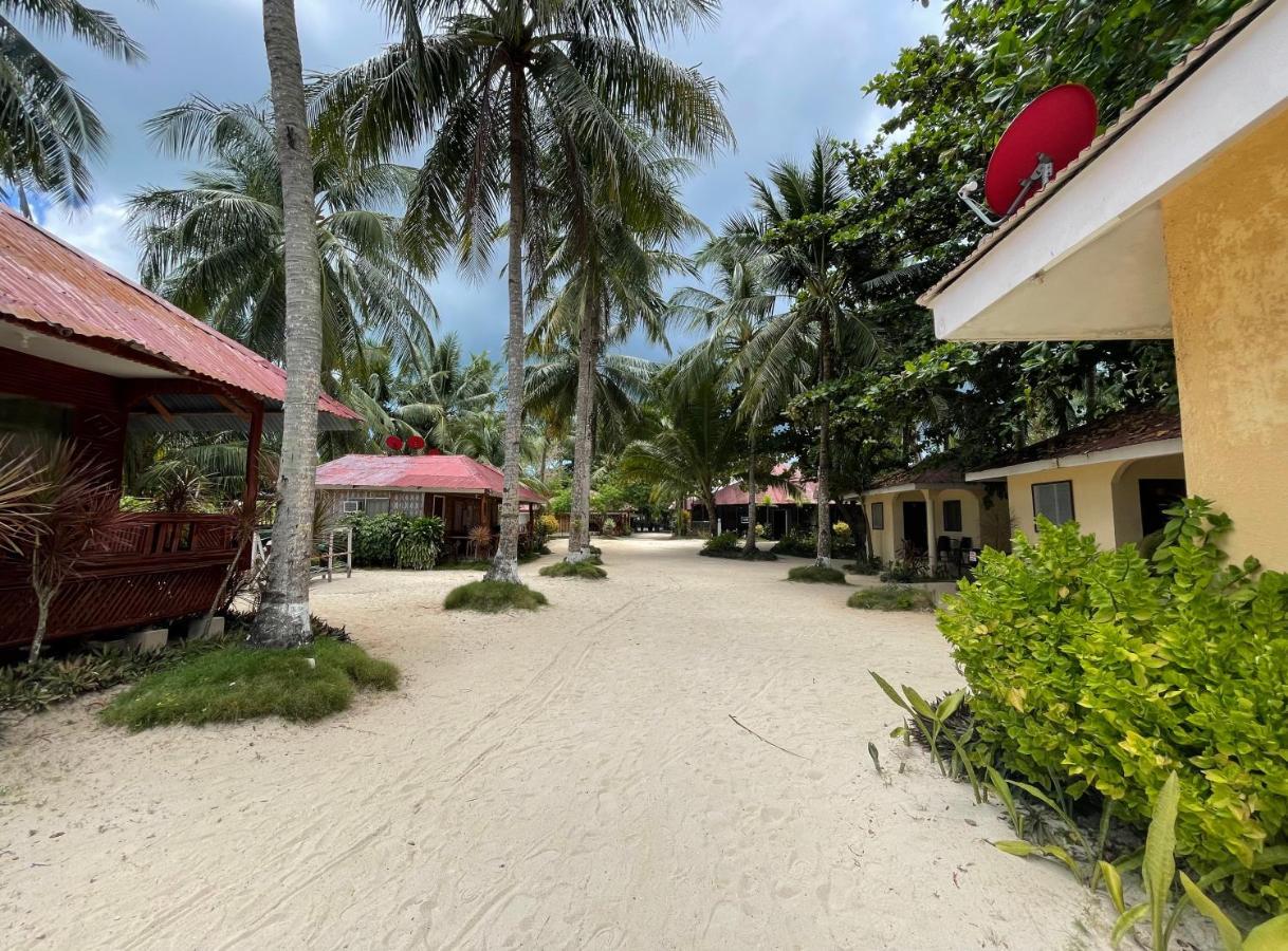 Beach Placid Resort Powered By Cocotel Ocoy Eksteriør billede
