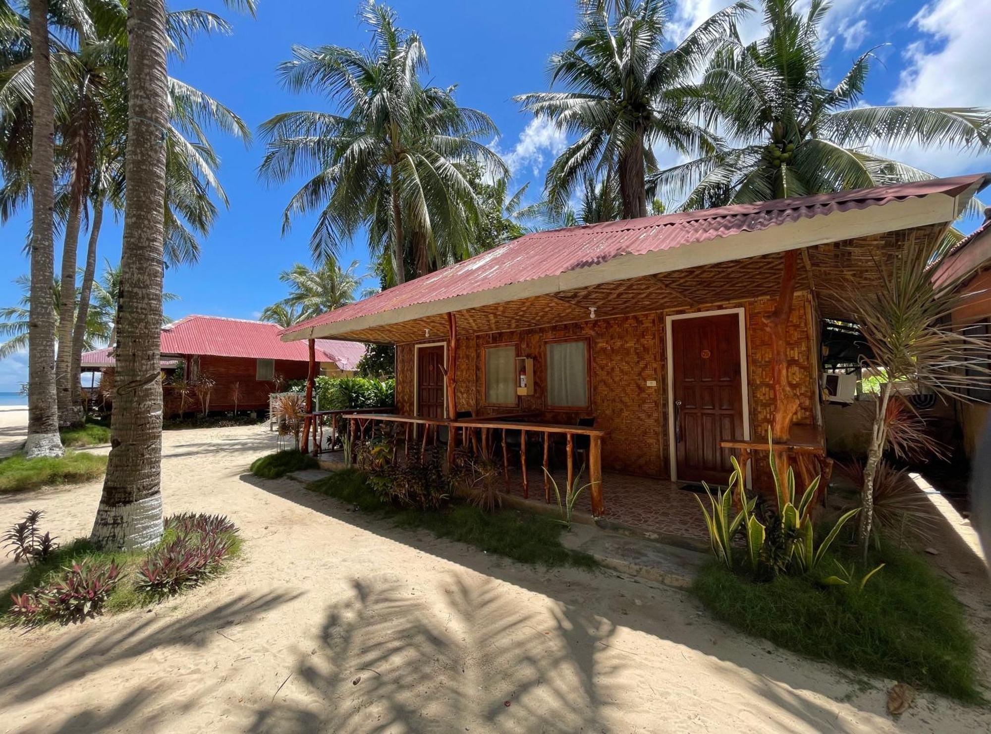 Beach Placid Resort Powered By Cocotel Ocoy Eksteriør billede